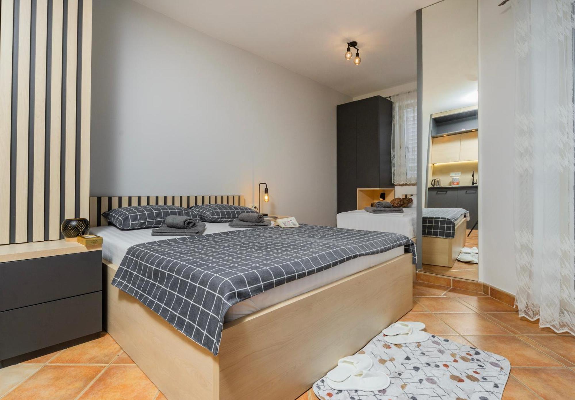 Adzic Apartments Budua Esterno foto