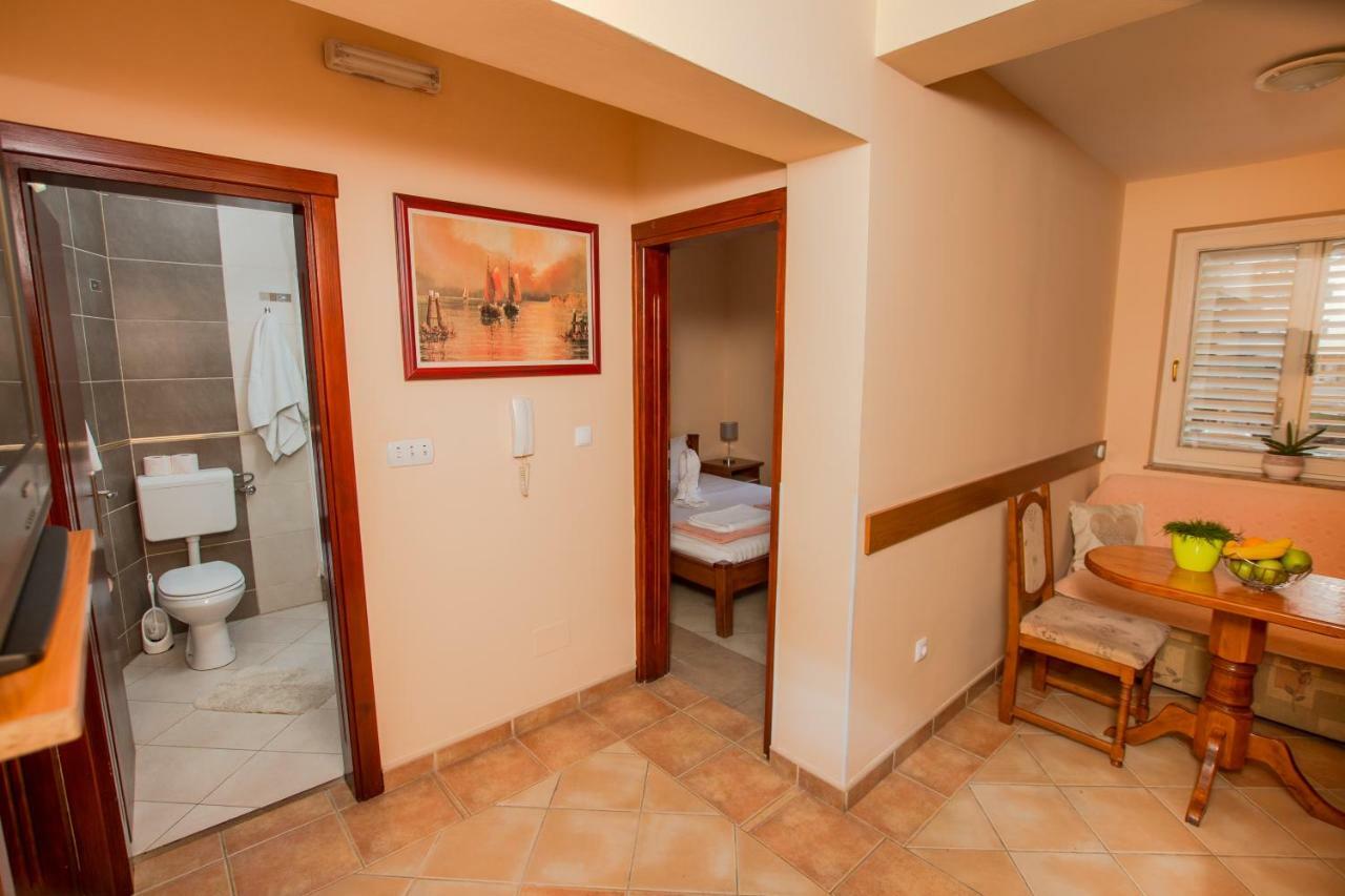 Adzic Apartments Budua Esterno foto