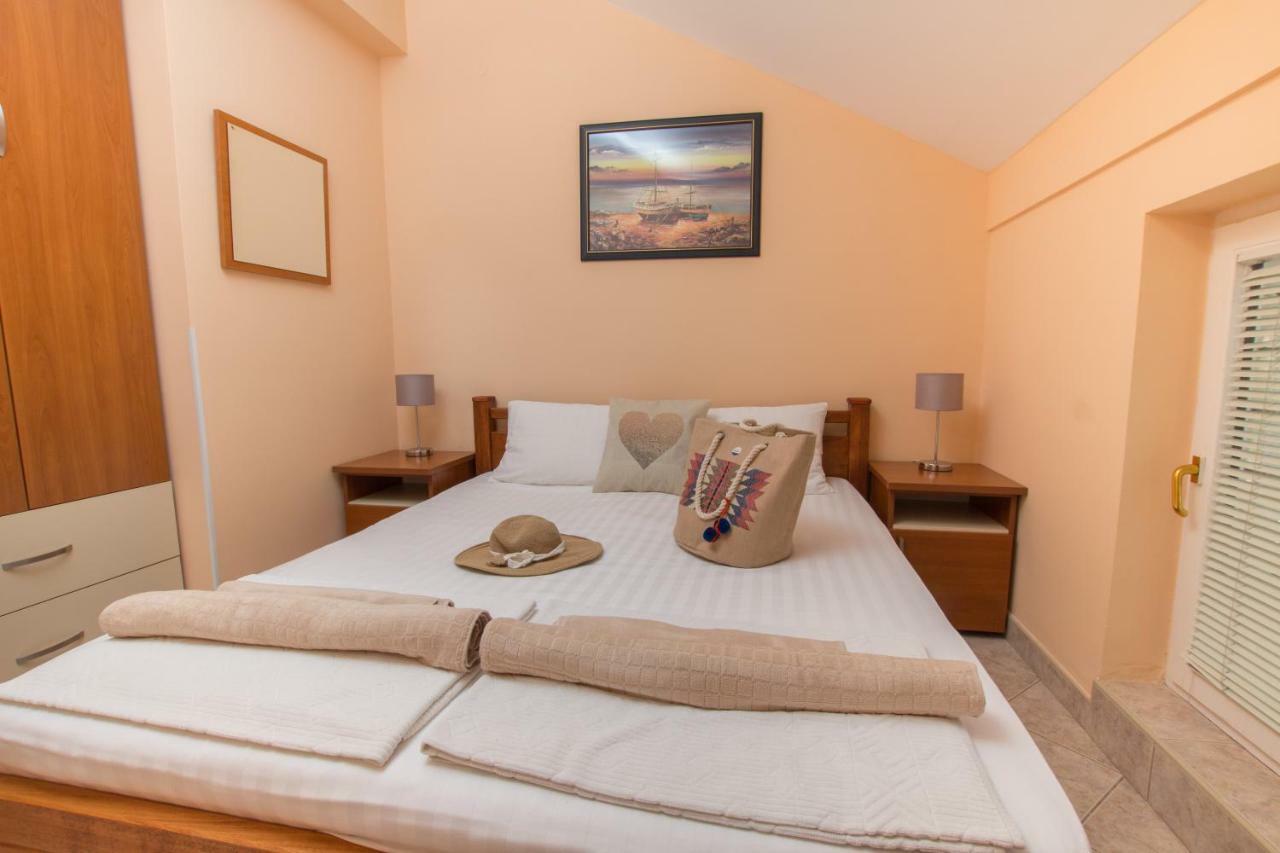 Adzic Apartments Budua Esterno foto