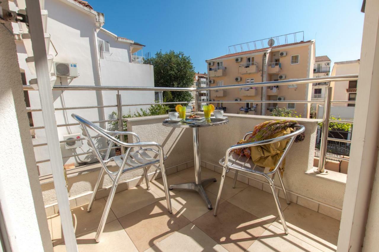 Adzic Apartments Budua Esterno foto